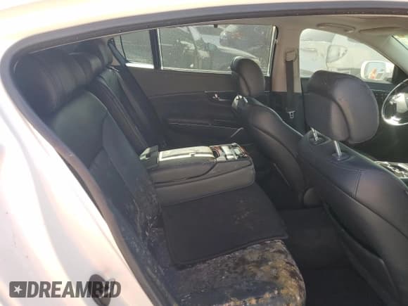 ✅ 2015 Kia K900 Premium • VIN: KNALU4D45F6025176 • Lot: 77057684. Listed on Copart with Not provided. Free auction sales archive from the USA and detailed vehicle history report at DreamBid. Image 10.