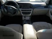 ✅ 2015 Hyundai Sonata SE • VIN: 5NPE24AF6FH239297 • Лот: 91515065. Опубликован ранее на Copart с пробегом 158 101 миль. Бесплатный доступ к архиву аукционных продаж из США и подробный отчёт об истории автомобиля на DreamBid. Изображение 8.