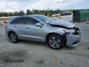 ✅ 2017 Acura RDX Advance • VIN: 5J8TB3H70HL015197 • Лот: 70217435. Опубликован ранее на Copart с пробегом 121 231 миль. Бесплатный доступ к архиву аукционных продаж из США и подробный отчёт об истории автомобиля на DreamBid. Изображение 4.