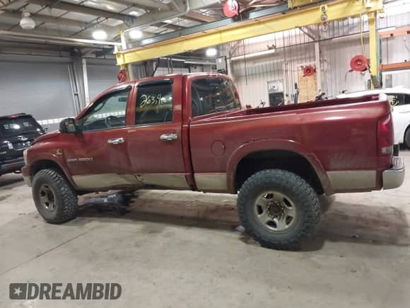 2006 Dodge 3500 SLT z VIN 3D7LX38C16G199997, wystawiony jako IAAI lot #41509155 z przebiegiem 263 916 mil mil oraz . Historia ofert i sprzedaży dostępna na DreamBid. Obrazek 14.