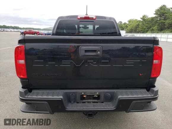 ✅ 2022 Chevrolet Colorado 4WD Z71 • VIN: 1GCGTDEN5N1108472 • Лот: 62920853. Опубликован ранее на Copart с пробегом 20 951 миль. Бесплатный доступ к архиву аукционных продаж из США и подробный отчёт об истории автомобиля на DreamBid. Изображение 6.