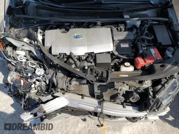 ✅ 2021 Toyota Prius XLE • VIN: JTDKAMFP6M3196497 • Lot: 91421715. Listed on Copart with 111,756 mi. Free auction sales archive from the USA and detailed vehicle history report at DreamBid. Image 11.