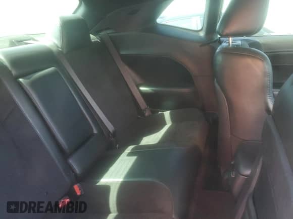 2023 Dodge Challenger GT z VIN 2C3CDZJG7PH581976, wystawiony jako Copart lot #69636295 z przebiegiem 24 393 mil mil oraz Szkoda całkowita • Salvage title. Historia ofert i sprzedaży dostępna na DreamBid. Obrazek 10.