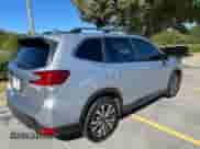 2020 Subaru Forester Limited z VIN JF2SKASC1LH526483, wystawiony jako Copart lot #91296095 z przebiegiem 127 500 mil mil oraz Czysty tytuł • Clean title. Historia ofert i sprzedaży dostępna na DreamBid. Obrazek 4.