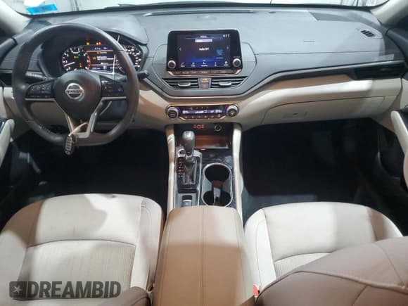 ✅ 2020 Nissan Altima SV • VIN: 1N4BL4DV5LC134606 • Lot: 71399555. Listed on Copart with 27,867 mi. Free auction sales archive from the USA and detailed vehicle history report at DreamBid. Image 8.