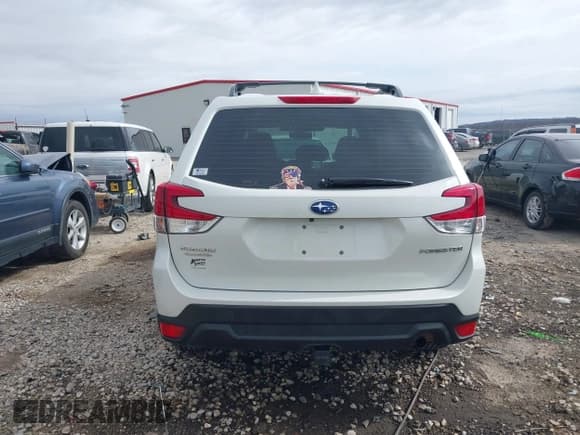 ✅ 2022 Subaru Forester • VIN: JF2SKACC8NH404351 • Lot: 41680512. Listed on IAAI with 58,553 mi. Free auction sales archive from the USA and detailed vehicle history report at DreamBid. Image 16.