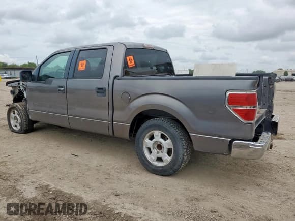 ✅ 2012 Ford F-150 XL • VIN: 1FTEW1CM4CFB08700 • Lot: 65448215. Wystawiony na Copart z przebiegiem Nie podano. Bezpłatny archiwum sprzedaży aukcyjnych z USA i szczegółowy raport historii pojazdu na DreamBid. Zdjęcie 2.