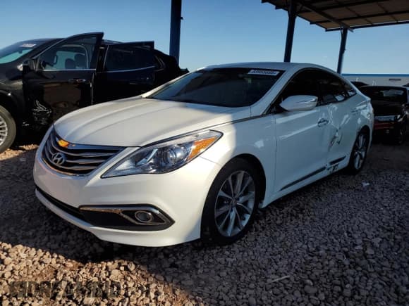 ✅ 2015 Hyundai Azera • VIN: KMHFG4JG1FA452613 • Lot: 83955695. Listed on Copart with 42,532 mi. Free auction sales archive from the USA and detailed vehicle history report at DreamBid. Image 1.