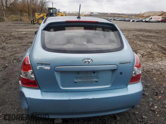 ✅ 2009 Hyundai Accent Auto GS • VIN: KMHCM36C99U112608 • Lot: 92350775. Wystawiony na Copart z przebiegiem 88 183 mil. Bezpłatny archiwum sprzedaży aukcyjnych z USA i szczegółowy raport historii pojazdu na DreamBid. Zdjęcie 6.