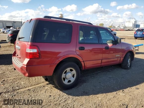 ✅ 2008 Ford Expedition SSV • VIN: 1FMFU16528LA74954 • Lot: 90129015. Wystawiony na Copart z przebiegiem 166 302 mil. Bezpłatny archiwum sprzedaży aukcyjnych z USA i szczegółowy raport historii pojazdu na DreamBid. Zdjęcie 3.