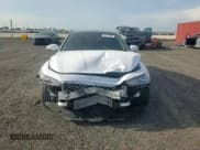 ✅ 2019 Genesis G70 Advanced • VIN: KMTG34LA9KU030127 • Lot: 70732825. Wystawiony na Copart z przebiegiem 55 533 mil. Bezpłatny archiwum sprzedaży aukcyjnych z USA i szczegółowy raport historii pojazdu na DreamBid. Zdjęcie 14.