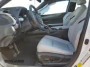 ✅ 2024 Lexus UX 250h • VIN: JTHX6JBHXR2168962 • Lot: 51153075. Wystawiony na Copart z przebiegiem 7 080 mil. Bezpłatny archiwum sprzedaży aukcyjnych z USA i szczegółowy raport historii pojazdu na DreamBid. Zdjęcie 7.