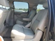 ✅ 2007 Chevrolet Suburban LT • VIN: 3GNFC16077G307421 • Lot: 80148135. Wystawiony na Copart z przebiegiem 289 749 mil. Bezpłatny archiwum sprzedaży aukcyjnych z USA i szczegółowy raport historii pojazdu na DreamBid. Zdjęcie 11.