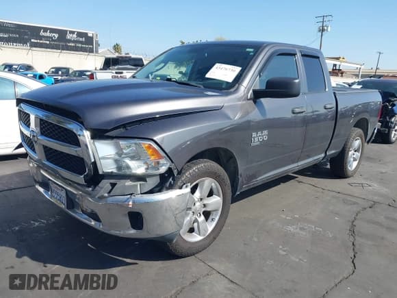 ✅ 2019 Ram 1500 Tradesman • VIN: 1C6RR6FG1KS539987 • Лот: 43476730. Опубликован ранее на IAAI с пробегом 202 884 миль. Бесплатный доступ к архиву аукционных продаж из США и подробный отчёт об истории автомобиля на DreamBid. Изображение 2.