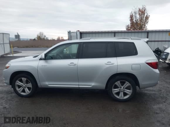 ✅ 2008 Toyota Highlander Sport • VIN: JTEES43A882084849 • Лот: 43682597. Опубликован ранее на IAAI с пробегом 161 849 миль. Бесплатный доступ к архиву аукционных продаж из США и подробный отчёт об истории автомобиля на DreamBid. Изображение 14.