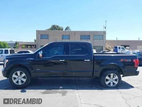 ✅ 2015 Ford F-150 XLT • VIN: 1FTEW1EG4FFB91458 • Lot: 42588674. Listed on IAAI with 301,303 mi. Free auction sales archive from the USA and detailed vehicle history report at DreamBid. Image 14.