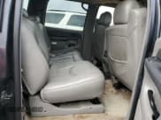 ✅ 2003 Chevrolet Suburban LT • VIN: 1GNEC16Z83J131868 • Лот: 42106895. Опубликован ранее на Copart с пробегом Не указан. Бесплатный доступ к архиву аукционных продаж из США и подробный отчёт об истории автомобиля на DreamBid. Изображение 11.