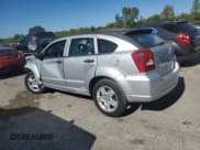 ✅ 2008 Dodge Caliber SXT • VIN: 1B3HB48B88D507700 • Лот: 75009994. Опубликован ранее на Copart с пробегом 112 618 миль. Бесплатный доступ к архиву аукционных продаж из США и подробный отчёт об истории автомобиля на DreamBid. Изображение 2.