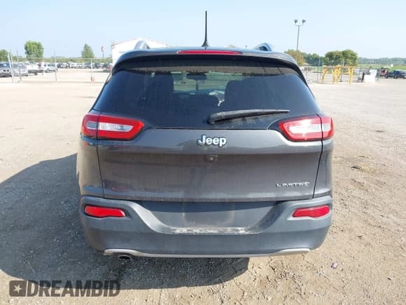 ✅ 2017 Jeep Cherokee Limited • VIN: 1C4PJLDB5HW516453 • Lot: 43151156. Wystawiony na IAAI z przebiegiem 96 720 mil. Bezpłatny archiwum sprzedaży aukcyjnych z USA i szczegółowy raport historii pojazdu na DreamBid. Zdjęcie 15.
