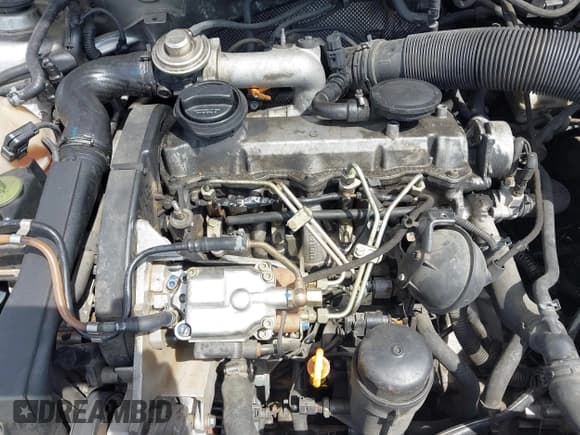 ✅ 2003 Volkswagen Jetta • VIN: WVWSP61J73W477704 • Lot: 43070074. Wystawiony na IAAI z przebiegiem 267 764 mil. Bezpłatny archiwum sprzedaży aukcyjnych z USA i szczegółowy raport historii pojazdu na DreamBid. Zdjęcie 6.