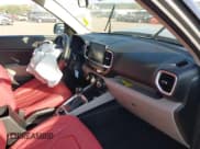 ✅ 2023 Hyundai Venue SEL • VIN: KMHRC8A33PU211620 • Лот: 43207778. Опубликован ранее на IAAI с пробегом 49 125 миль. Бесплатный доступ к архиву аукционных продаж из США и подробный отчёт об истории автомобиля на DreamBid. Изображение 5.