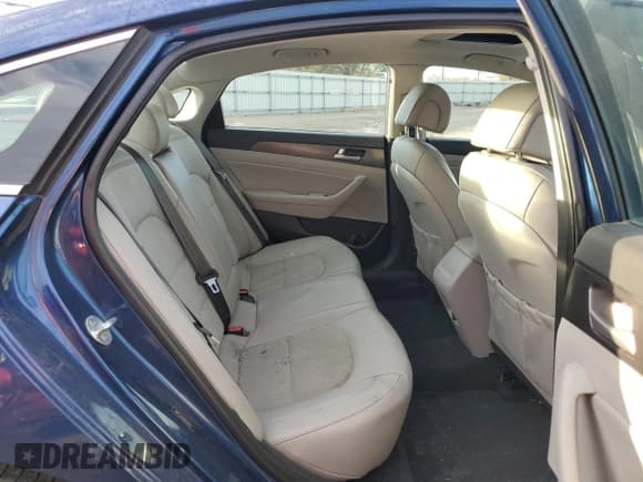 ✅ 2017 Hyundai Sonata Sport • VIN: 5NPE34AF0HH526957 • Lot: 41023503. Listed on Copart with 101,257 mi. Free auction sales archive from the USA and detailed vehicle history report at DreamBid. Image 10.