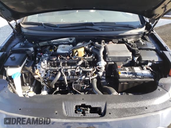 ✅ 2015 Hyundai Sonata Sport • VIN: 5NPE34ABXFH172617 • Lot: 69114845. Wystawiony na Copart z przebiegiem 81 736 mil. Bezpłatny archiwum sprzedaży aukcyjnych z USA i szczegółowy raport historii pojazdu na DreamBid. Zdjęcie 11.