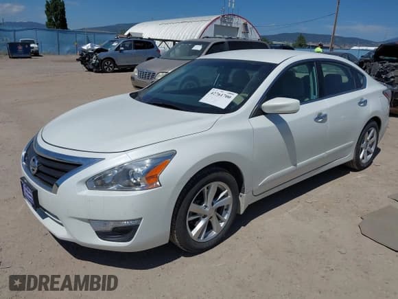 ✅ 2014 Nissan Altima S • VIN: 1N4AL3AP7EN214136 • Lot: 42761700. Wystawiony na IAAI z przebiegiem 70 160 mil. Bezpłatny archiwum sprzedaży aukcyjnych z USA i szczegółowy raport historii pojazdu na DreamBid. Zdjęcie 2.