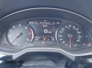 ✅ 2019 Audi Q7 Premium • VIN: WA1AAAF75KD011271 • Лот: 42994431. Опубликован ранее на IAAI с пробегом 55 822 миль. Бесплатный доступ к архиву аукционных продаж из США и подробный отчёт об истории автомобиля на DreamBid. Изображение 7.