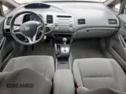 ✅ 2009 Honda Civic DX-G • VIN: 2HGFA16459H112181 • Лот: 56302295. Опубликован ранее на Copart с пробегом 225 711 миль. Бесплатный доступ к архиву аукционных продаж из США и подробный отчёт об истории автомобиля на DreamBid. Изображение 8.