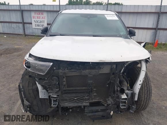 ✅ 2022 Ford Explorer XLT • VIN: 1FMSK7DH3NGC41301 • Lot: 42256526. Wystawiony na IAAI z przebiegiem 74 100 mil. Bezpłatny archiwum sprzedaży aukcyjnych z USA i szczegółowy raport historii pojazdu na DreamBid. Zdjęcie 6.