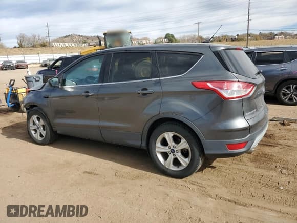 ✅ 2016 Ford Escape SE • VIN: 1FMCU9GX6GUC11369 • Лот: 92130735. Опубликован ранее на Copart с пробегом 103 410 миль. Бесплатный доступ к архиву аукционных продаж из США и подробный отчёт об истории автомобиля на DreamBid. Изображение 2.