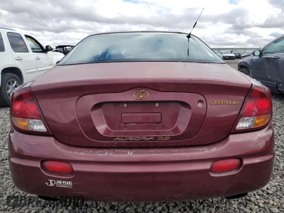 ✅ 2001 Oldsmobile Aurora • VIN: 1G3GR64H614153225 • Lot: 86864344. Wystawiony na Copart z przebiegiem 205 280 mil. Bezpłatny archiwum sprzedaży aukcyjnych z USA i szczegółowy raport historii pojazdu na DreamBid. Zdjęcie 6.
