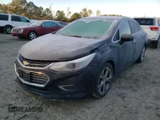 ✅ 2018 Chevrolet Cruze Premier • VIN: 1G1BF5SM0J7203282 • Lot: 70757222. Wystawiony na Copart z przebiegiem 165 005 mil. Bezpłatny archiwum sprzedaży aukcyjnych z USA i szczegółowy raport historii pojazdu na DreamBid. Zdjęcie 1.