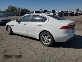 ✅ 2017 Jaguar XE 25t Premium • VIN: SAJAD4BG0HA947430 • Лот: 85562305. Опубликован ранее на Copart с пробегом 92 921 миль. Бесплатный доступ к архиву аукционных продаж из США и подробный отчёт об истории автомобиля на DreamBid. Изображение 2.