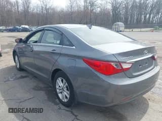 ✅ 2013 Hyundai Sonata GLS • VIN: 5NPEB4AC6DH792941 • Lot: 41961233. Listed on IAAI with 134,013 mi. Free auction sales archive from the USA and detailed vehicle history report at DreamBid. Image 3.