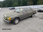 ✅ 1983 Mercedes-Benz 300 D • VIN: WDBAB33A6DB030407 • Lot: 70720954. Listed on Copart with 216,941 mi. Free auction sales archive from the USA and detailed vehicle history report at DreamBid. Image 1.