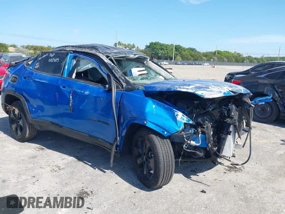 ✅ 2019 Jeep Compass Latitude • VIN: 3C4NJCBB4KT667615 • Lot: 42154977. Listed on IAAI with 63,653 mi. Free auction sales archive from the USA and detailed vehicle history report at DreamBid. Image 1.