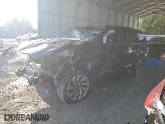 ✅ 2023 Lincoln Navigator Reserve • VIN: 5LMJJ2LG4PEL16092 • Лот: 81286695. Опубликован ранее на Copart с пробегом Не указан. Бесплатный доступ к архиву аукционных продаж из США и подробный отчёт об истории автомобиля на DreamBid. Изображение 1.