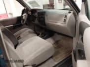 ✅ 1997 Ford Ranger XLT • VIN: 1FTCR10A8VUD24900 • Лот: 43672330. Опубликован ранее на IAAI с пробегом 101 969 миль. Бесплатный доступ к архиву аукционных продаж из США и подробный отчёт об истории автомобиля на DreamBid. Изображение 5.