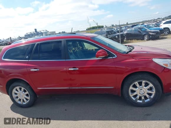 ✅ 2014 Buick Enclave Leather • VIN: 5GAKVBKD7EJ163690 • Lot: 43272368. Wystawiony na IAAI z przebiegiem 91 959 mil. Bezpłatny archiwum sprzedaży aukcyjnych z USA i szczegółowy raport historii pojazdu na DreamBid. Zdjęcie 13.