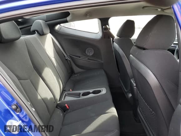 ✅ 2013 Hyundai Veloster w/Gray Int • VIN: KMHTC6AD9DU142088 • Lot: 83217374. Wystawiony na Copart z przebiegiem 83 328 mil. Bezpłatny archiwum sprzedaży aukcyjnych z USA i szczegółowy raport historii pojazdu na DreamBid. Zdjęcie 10.