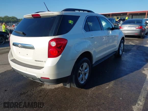 ✅ 2014 Chevrolet Equinox LT • VIN: 1GNALCEK8EZ134675 • Lot: 43300580. Wystawiony na IAAI z przebiegiem 182 839 mil. Bezpłatny archiwum sprzedaży aukcyjnych z USA i szczegółowy raport historii pojazdu na DreamBid. Zdjęcie 4.