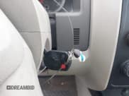 ✅ 2008 Ford Escape XLS • VIN: 1FMCU02Z28KB10878 • Lot: 43394141. Wystawiony na IAAI z przebiegiem 201 626 mil. Bezpłatny archiwum sprzedaży aukcyjnych z USA i szczegółowy raport historii pojazdu na DreamBid. Zdjęcie 11.