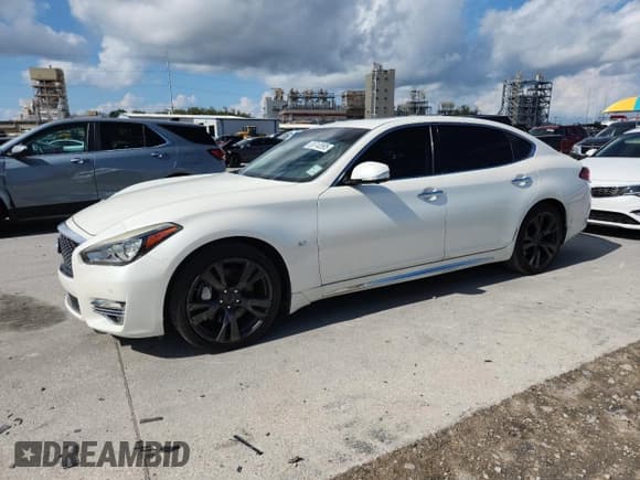 ✅ 2016 Infiniti Q70 • VIN: JN1BY1PP5GM631133 • Lot: 85740895. Wystawiony na Copart z przebiegiem 175 698 mil. Bezpłatny archiwum sprzedaży aukcyjnych z USA i szczegółowy raport historii pojazdu na DreamBid. Zdjęcie 1.