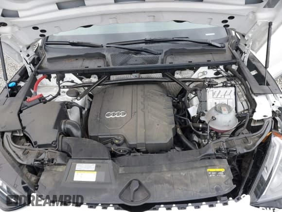 ✅ 2023 Audi Q5 S line Premium • VIN: WA1GAAFY6P2076572 • Lot: 43474898. Listed on IAAI with 25,282 mi. Free auction sales archive from the USA and detailed vehicle history report at DreamBid. Image 10.