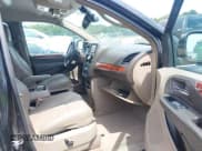 ✅ 2012 Chrysler Town & Country Touring L • VIN: 2C4RC1CG5CR287603 • Лот: 43089125. Опубликован ранее на IAAI с пробегом 169 966 миль. Бесплатный доступ к архиву аукционных продаж из США и подробный отчёт об истории автомобиля на DreamBid. Изображение 5.