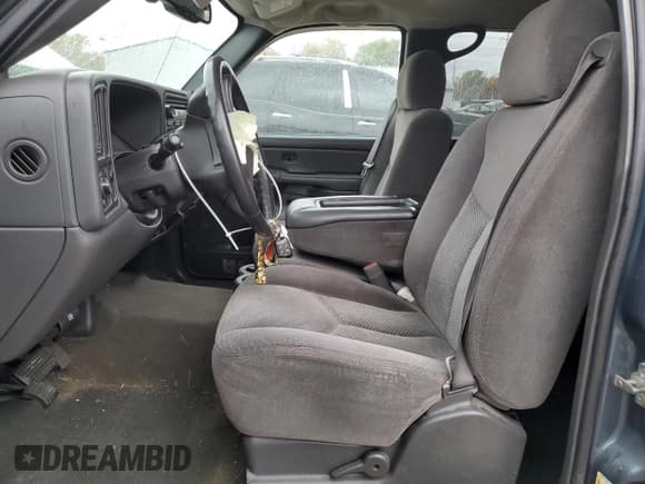 ✅ 2007 Chevrolet Silverado 1500 LT2 • VIN: 2GCEC13ZX71176436 • Лот: 77183414. Опубликован ранее на Copart с пробегом 151 991 миль. Бесплатный доступ к архиву аукционных продаж из США и подробный отчёт об истории автомобиля на DreamBid. Изображение 7.