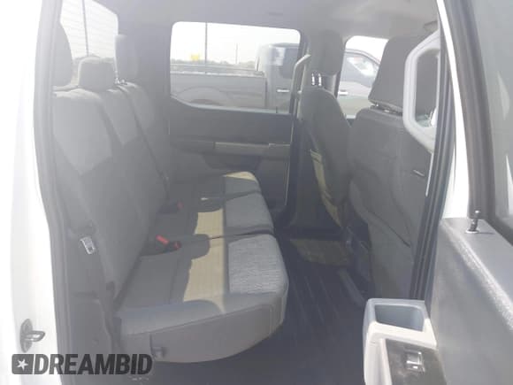 ✅ 2022 Ford F-150 XL • VIN: 1FTFW1E86NFB57498 • Lot: 43223589. Listed on IAAI with 63,536 mi. Free auction sales archive from the USA and detailed vehicle history report at DreamBid. Image 8.