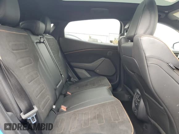 ✅ 2022 Ford Mustang Mach-E GT • VIN: 3FMTK4SE8NMA26496 • Лот: 66849645. Опубликован ранее на Copart с пробегом 20 288 миль. Бесплатный доступ к архиву аукционных продаж из США и подробный отчёт об истории автомобиля на DreamBid. Изображение 11.